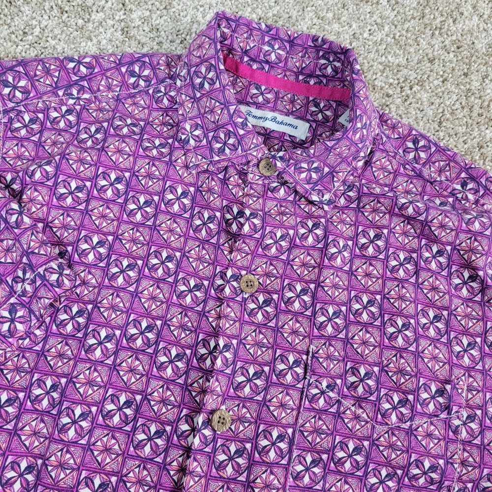 Tommy Bahama Mens Small Purple Geometric Hawaiian Button Up SS 100% Silk